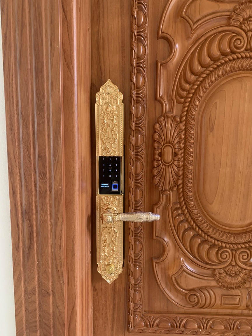 Khóa vân tay Kassler KL-929 có lắp trượt cực kì tiện lợi và an toàn, bền bỉ